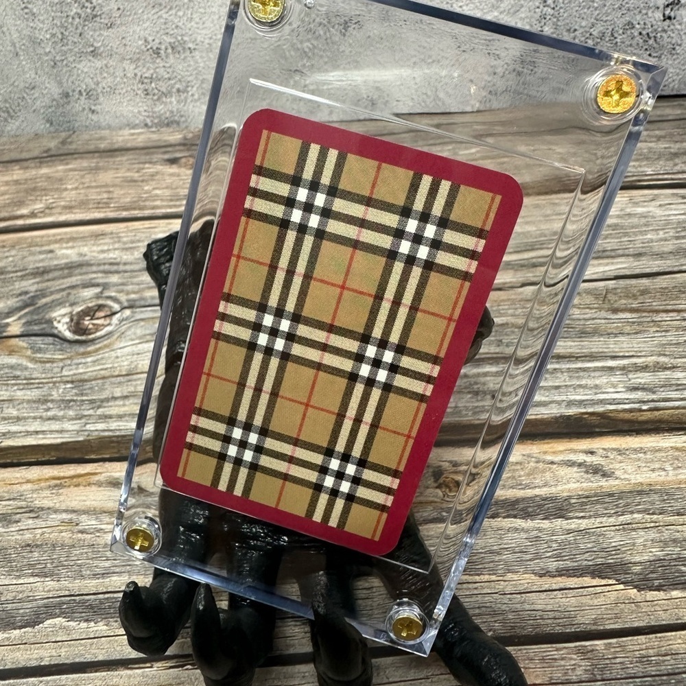 Burberry, limited edition playing card Queen​​​ - Picture 2 of 2
